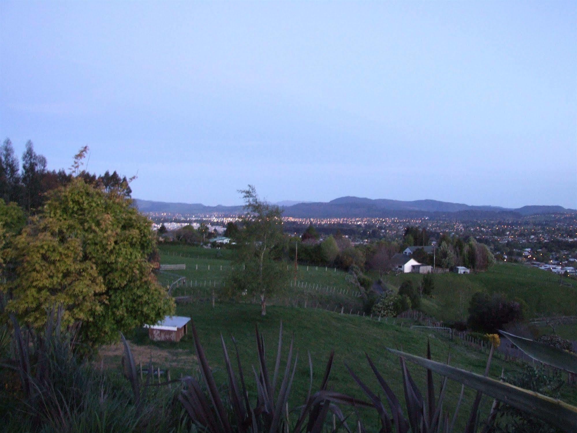 City Lights Boutique Lodge Rotorua Ngoại thất bức ảnh